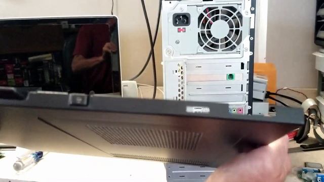 Testing some older PC's in the shop смотреть онлайн