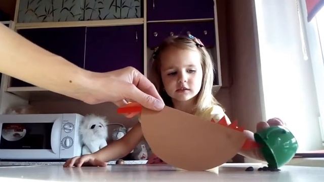 Играем в ферму. Делаем поделку. DIY. Детское видео