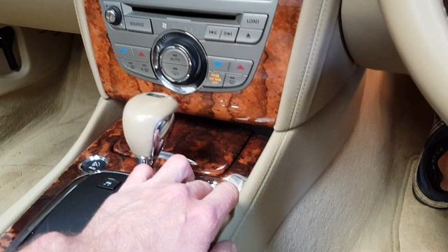 2008 JAGUAR XKR CABRIOLET смотреть онлайн