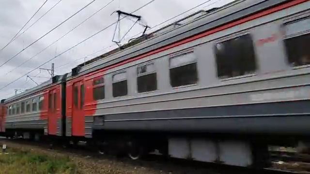 Электропоезд ЭД4М-0349 Осенью на МЦД-4 смотреть онлайн
