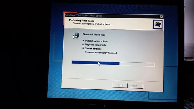 Installing Windows 2000 on the Dell Inspiron 3800 смотреть онлайн