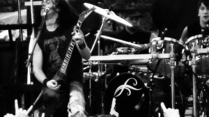 Bullet For My Valentine - No Easy Way Out (Bonus Track)