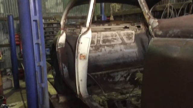 Mk2 jaguar restoration with a difference! - part 1 смотреть онлайн