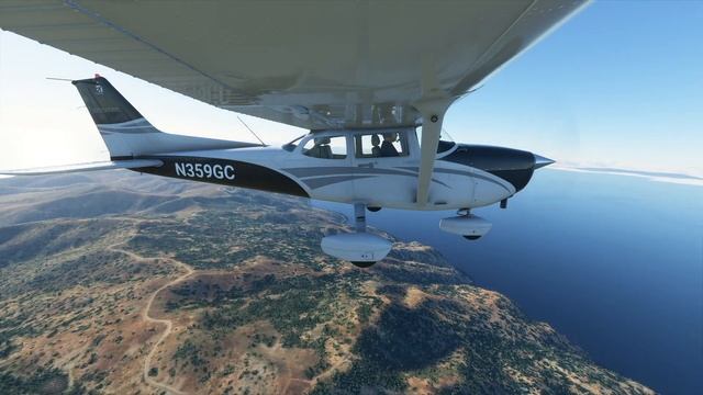 Microsoft Flight Simulator 2020 VFR GA Flight: iPhone Head Tracking KAVX Catalina to KSNA John Wayn смотреть онлайн