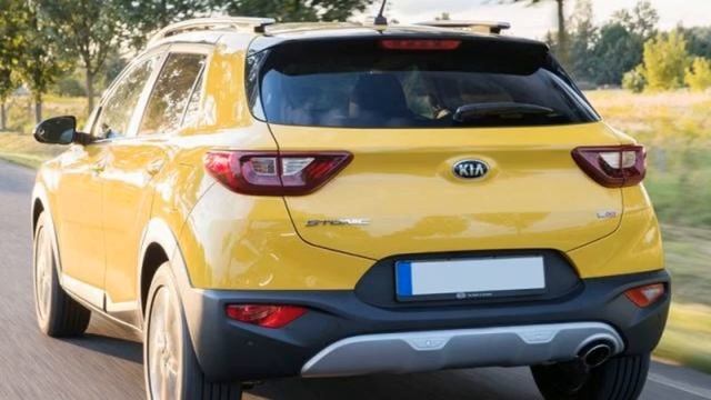 Kia Stonic: guida completa ai prezzi e alle motorizzazioni del crossover versatile смотреть онлайн