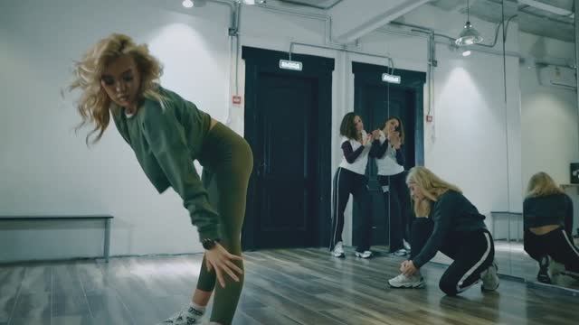 Анимация для клипа смотреть онлайн