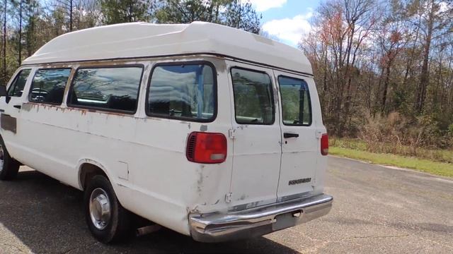 1994 Dodge Ram 350 Wagon Cargo Van with Handicapped Lift VN8550 смотреть онлайн