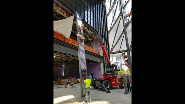 The SHED - Installation of 2 monumental BATOR sliding-folding doors смотреть онлайн