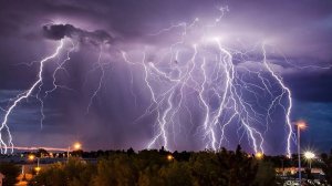 Мощные грозы с раскатом грома 2024 г.