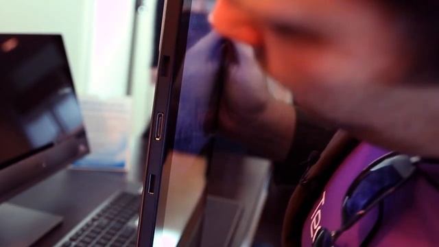 Hands-on mit dem Asus Transformer AiO P1801: 18,4-Zoll-Tablet mit Android und Windows смотреть онлайн
