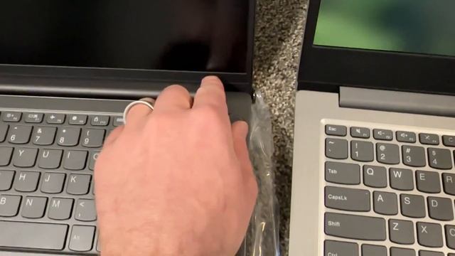 Lenovo ideaPad 5 is much better than ideaPad 3 смотреть онлайн