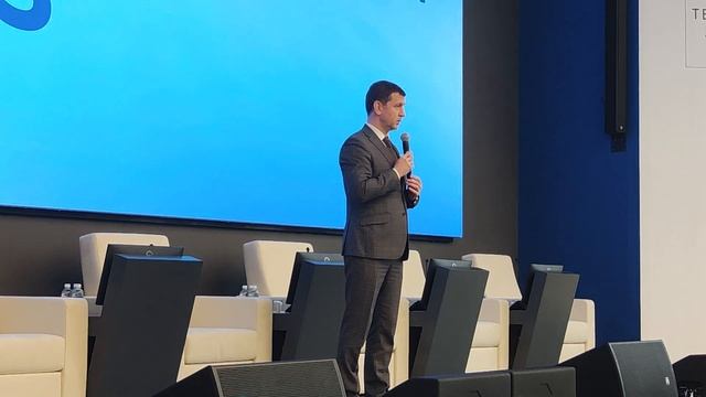 Приветствие Заместителя Губернатора Калужской области Дмитрия Разумовского к Дню Российской науки смотреть онлайн