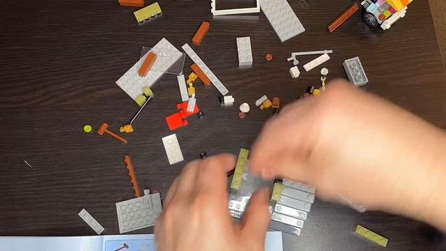 LEGO CREATOR Noodle Shop Build - Set 31131 смотреть онлайн