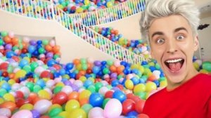 НАПОЛНИЛИ ВЕСЬ ДОМ ГИГАНТСКИМИ ШАРАМИ !