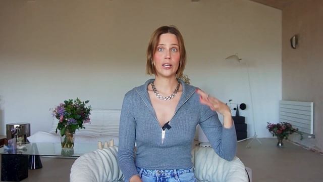How to Read a Human Design Chart [ Basics with Maike Gabriela ] смотреть онлайн