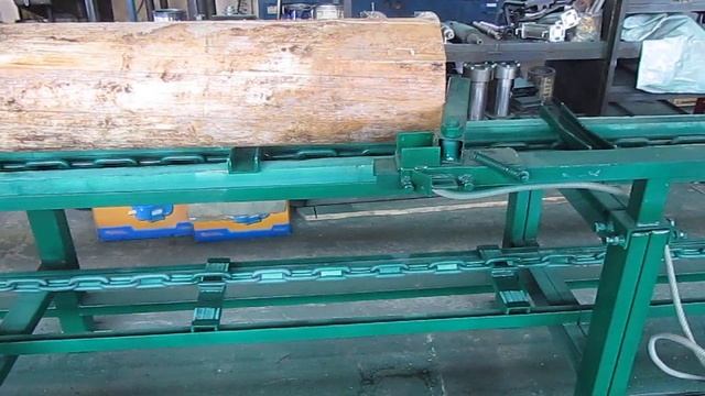 Торцовочный станок производства ПО "Диаком" смотреть онлайн