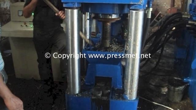 Брикетировочный пресс Y83-250BR-B смотреть онлайн