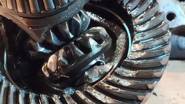 Разлетелся передний редуктор БМВ X5 E53 3.0d рест - восстанавливаем работоспособность трансмиссии смотреть онлайн