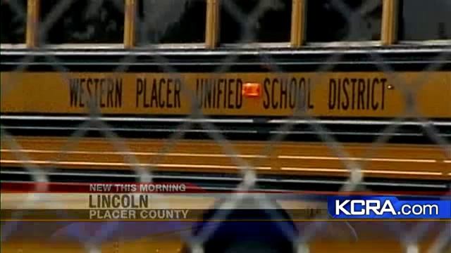 Lincoln School Bus Service Cut смотреть онлайн