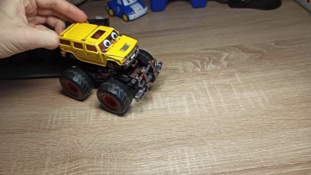 Hummer H22002 SUV Big-Foot. Игрушка