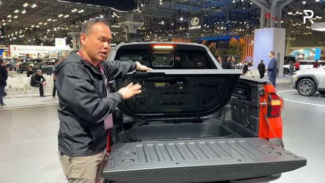 The 2025 Hyundai Santa Cruz XRT Is A More Rugged Lifestyle Crossover Truck смотреть онлайн