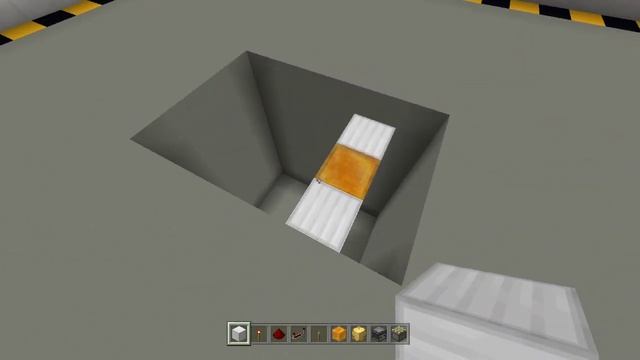 How to Make a Sliding Door (UP&DOWN) in Minecraft Bedrock Edition!!! смотреть онлайн