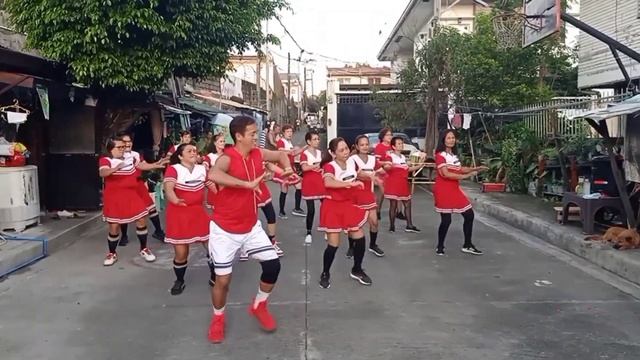 LAST CHRISTMAS X FELIZ NAVIDAD ( Dj Soymix Remix ) - Christmas Special | DaNzE with ME | Zumba смотреть онлайн