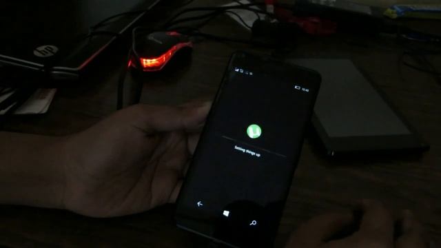 Windows 10 Mobile featuring Android applications смотреть онлайн