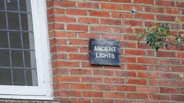 The ‘Ancient Lights’ Windows of England – Around The World смотреть онлайн