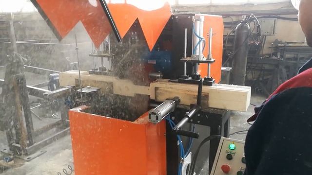 Чашкорезный станок для бруса "Форестер 2.0". Обзор станка производства ПО "Диаком" смотреть онлайн