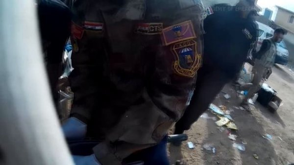 Работа тактических медиков шиной SAM SPLINT