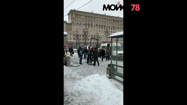 Снос газетных ларьков смотреть онлайн