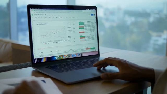 Apple the $2 trillion Company | Analysis in Hindi смотреть онлайн