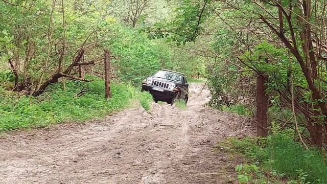 JEEP CHEROKEE KJ in off-road part.1 смотреть онлайн