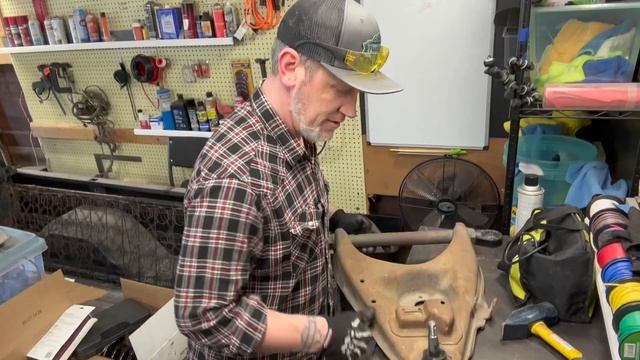 GM Ball Joint Installation Using Rented Tools смотреть онлайн