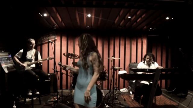 Smile - ThisisClarissa - Nat King Cole Cover смотреть онлайн