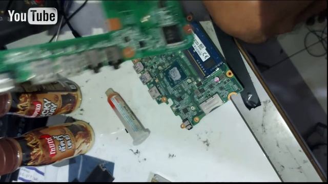 ACER es1-131 no power ( MATOT ) gak sampai 10 menit , langsung done смотреть онлайн