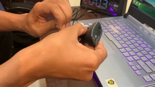 Logitech C270 HD Webcam Unboxing !! смотреть онлайн