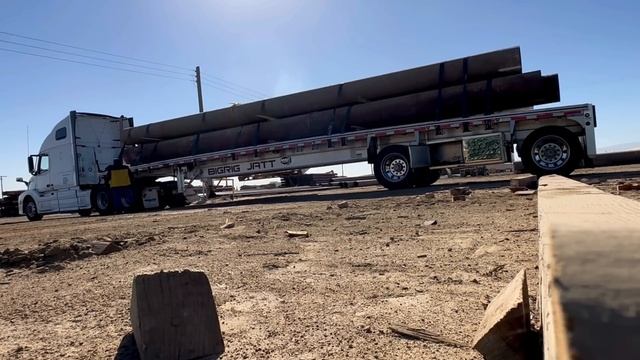 15 din baad load .. 455 hp volvo.. small wheelbase. 5 pipes.. смотреть онлайн