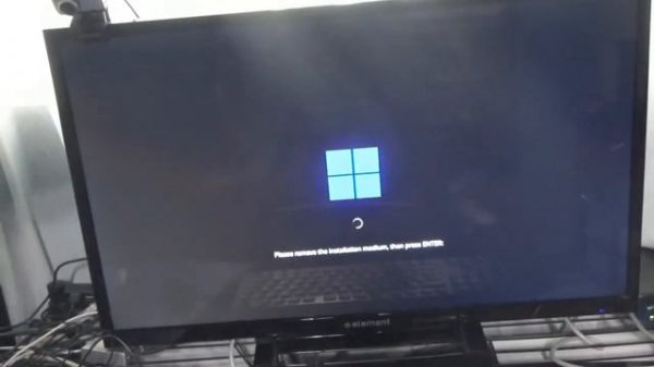 Linux fx 11 ( Linux that looks like windows11) part 1