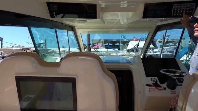 The World's Five Most Insane Super Center Console Boats (5 and 6 engines) смотреть онлайн