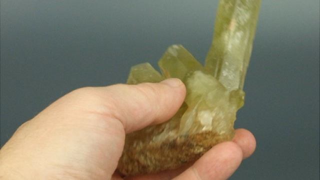 Сростки цитрина из Мадагаскара // 695nk смотреть онлайн