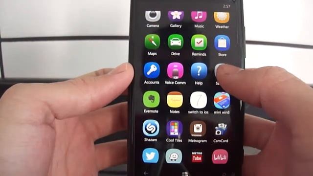 Simular o MeeGo no Windows Phone смотреть онлайн