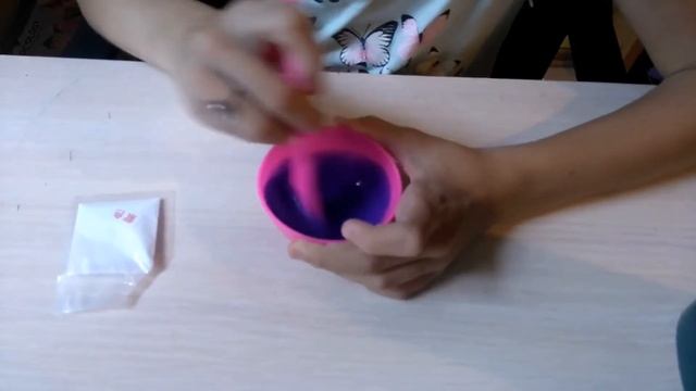 Лизун который светится в темноте.  SLIME glow in the dark.