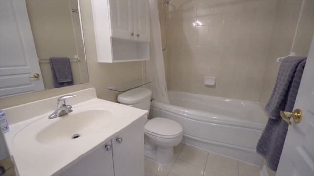 SOLD! 70 Port Street E, Suite 405, Mississauga Real Estate смотреть онлайн