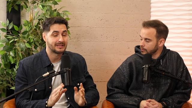 El AÑO CLAVE de APPLE (Vision Pro), de SAMSUNG (IA) y de XIAOMI (HyperOS) | Ep1 S05 смотреть онлайн