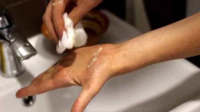 Как и чем отмыть монтажную пену с рук в домашних условиях смотреть онлайн