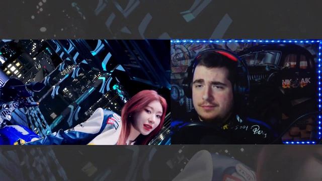 ITZY「Voltage」Music Vide смотреть онлайн