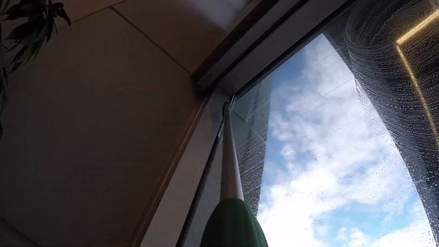 LEDGER SQUEEGEE TECHNIQUE | WINDOW CLEANING смотреть онлайн