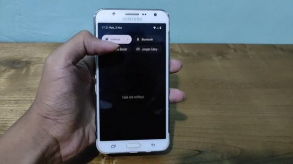 LineageOs 19.1 Samsung J700F Android 12